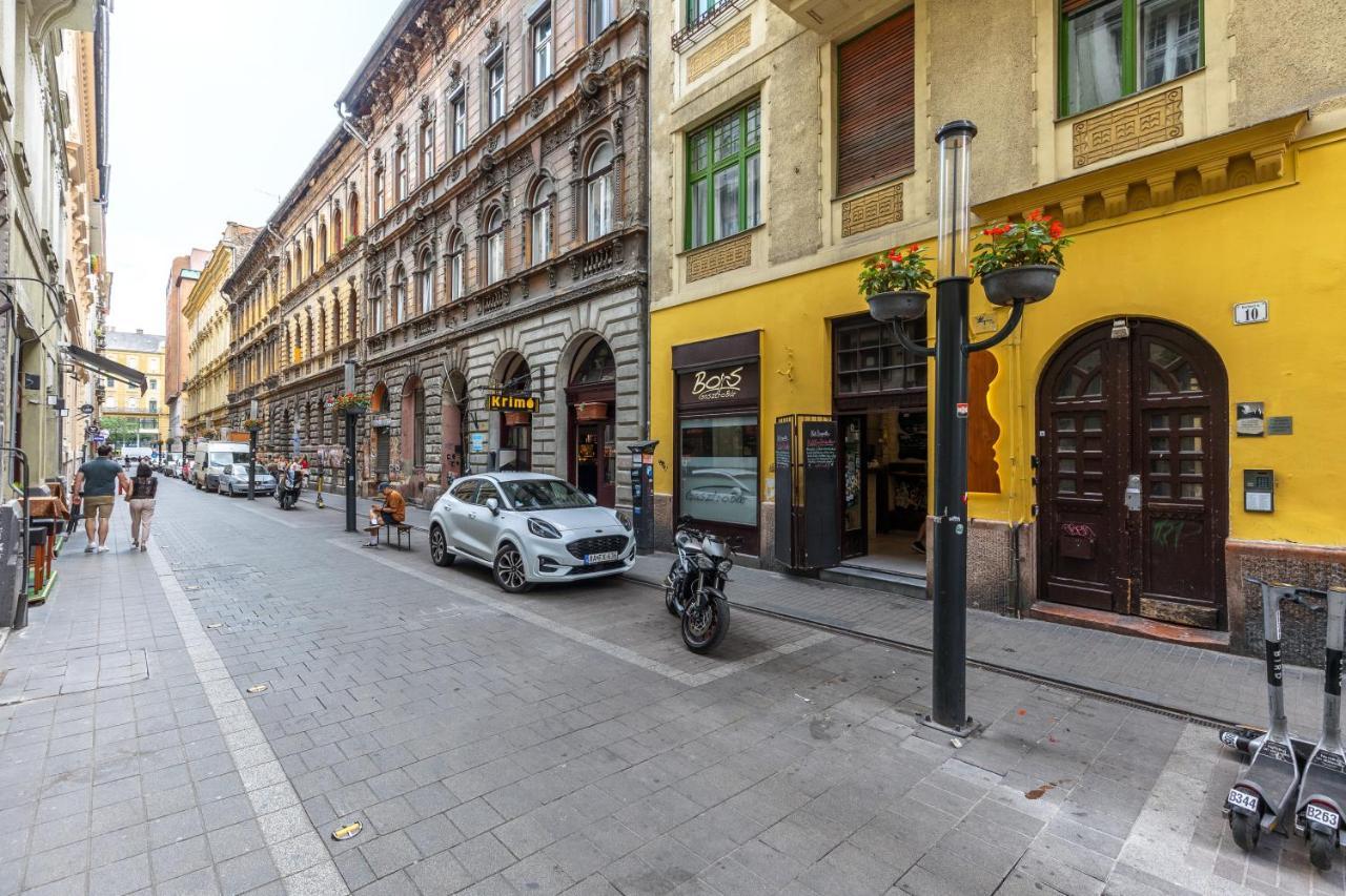 Kazinczy 10 With 3 Bedrooms Appartement *